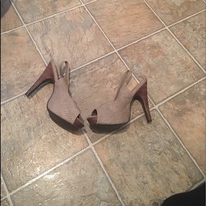 Jessica Simpson heels w/ ankle strap